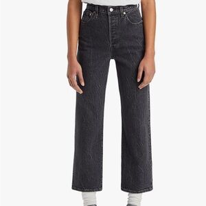 Levi’s Classic Black Women's Jeans ribcage straight ankle